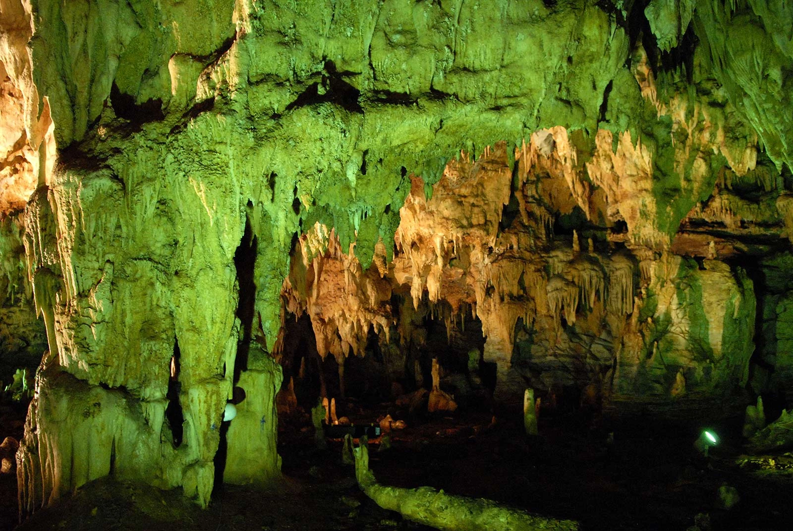Ανεξήγητα φαινόμενα σε σπήλαια της Ελλάδος – Τα σφράγισαν και απαγόρευσαν αυστηρά την είσοδο